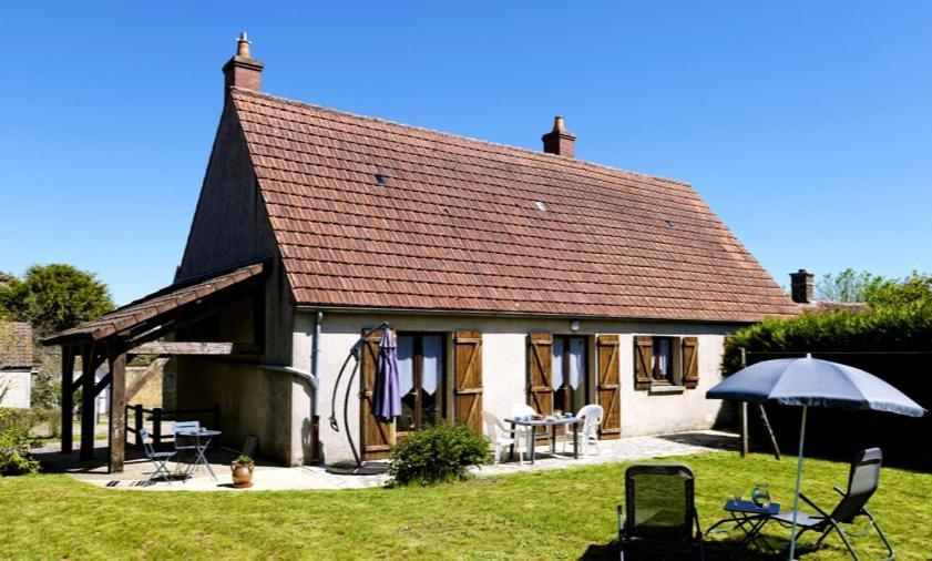 La Garçonnière Villa Treigny Esterno foto